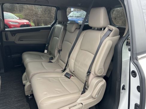 Used 2023 Honda Odyssey EX-L image 24