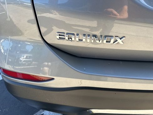 Used 2023 Chevrolet Equinox LT image 12