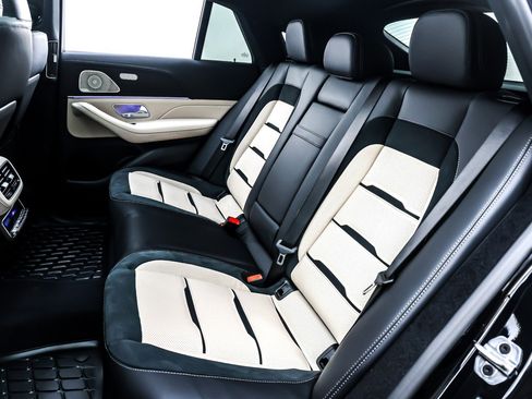 New 2026 Mercedes-Benz GLE 53 AMG 4MATIC Coupe image 8