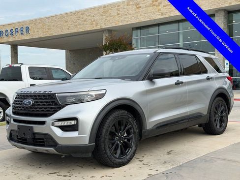 Used 2021 Ford Explorer XLT w/ Equipment Group 202A RWD image 10