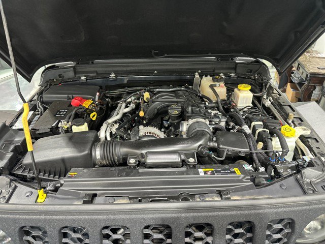 Used 2022 Jeep Gladiator Sport AWD/4WD image 29
