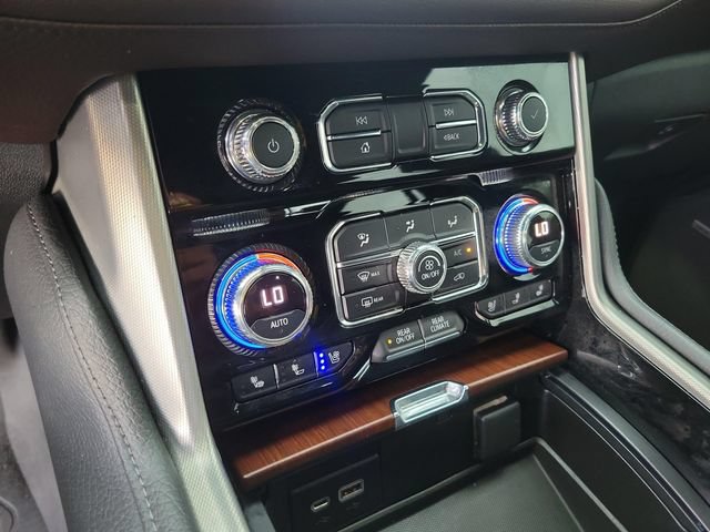 Used 2022 GMC Yukon XL Denali RWD image 23
