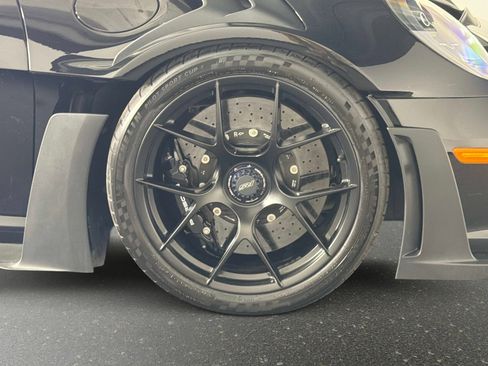 Used 2024 Porsche 911 GT3 RS image 21