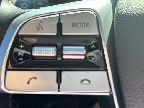 Used 2021 Kia Telluride LX image 27