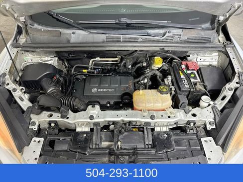 Used 2015 Chevrolet Trax LTZ FWD image 30