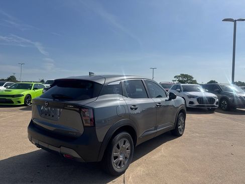 Used 2025 Nissan Kicks S AWD/4WD image 20