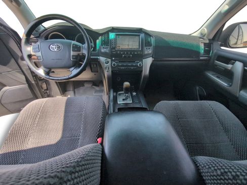 Used 2008 Toyota Land Cruiser w/ Upgrade Pkg AWD/4WD image 12