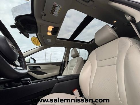 Certified 2023 Nissan Rogue SV w/ SV Premium B Package AWD/4WD image 10