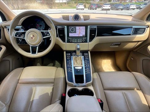 Used 2017 Porsche Macan S AWD/4WD image 21