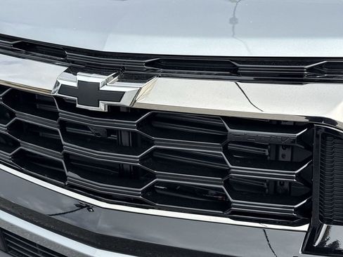 New 2026 Chevrolet Equinox ACTIV w/ Convenience Package III image 33