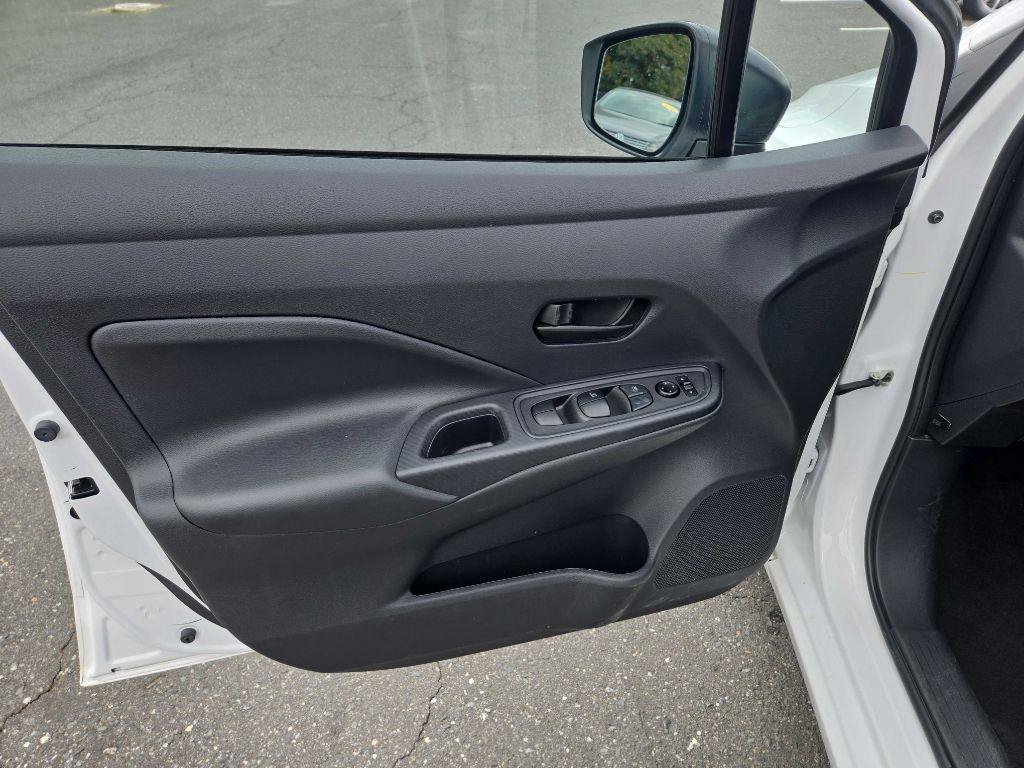 Used 2023 Nissan Versa S w/ S Plus Package FWD image 9