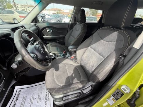 Used 2015 Kia Soul + FWD image 14