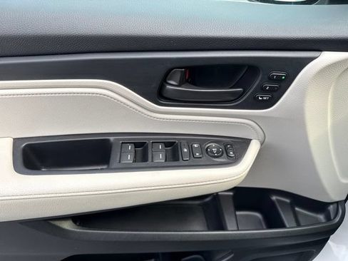 Certified 2025 Honda Odyssey EX-L image 19