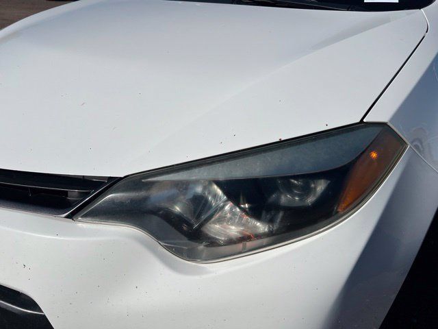 Used 2016 Toyota Corolla LE FWD image 9