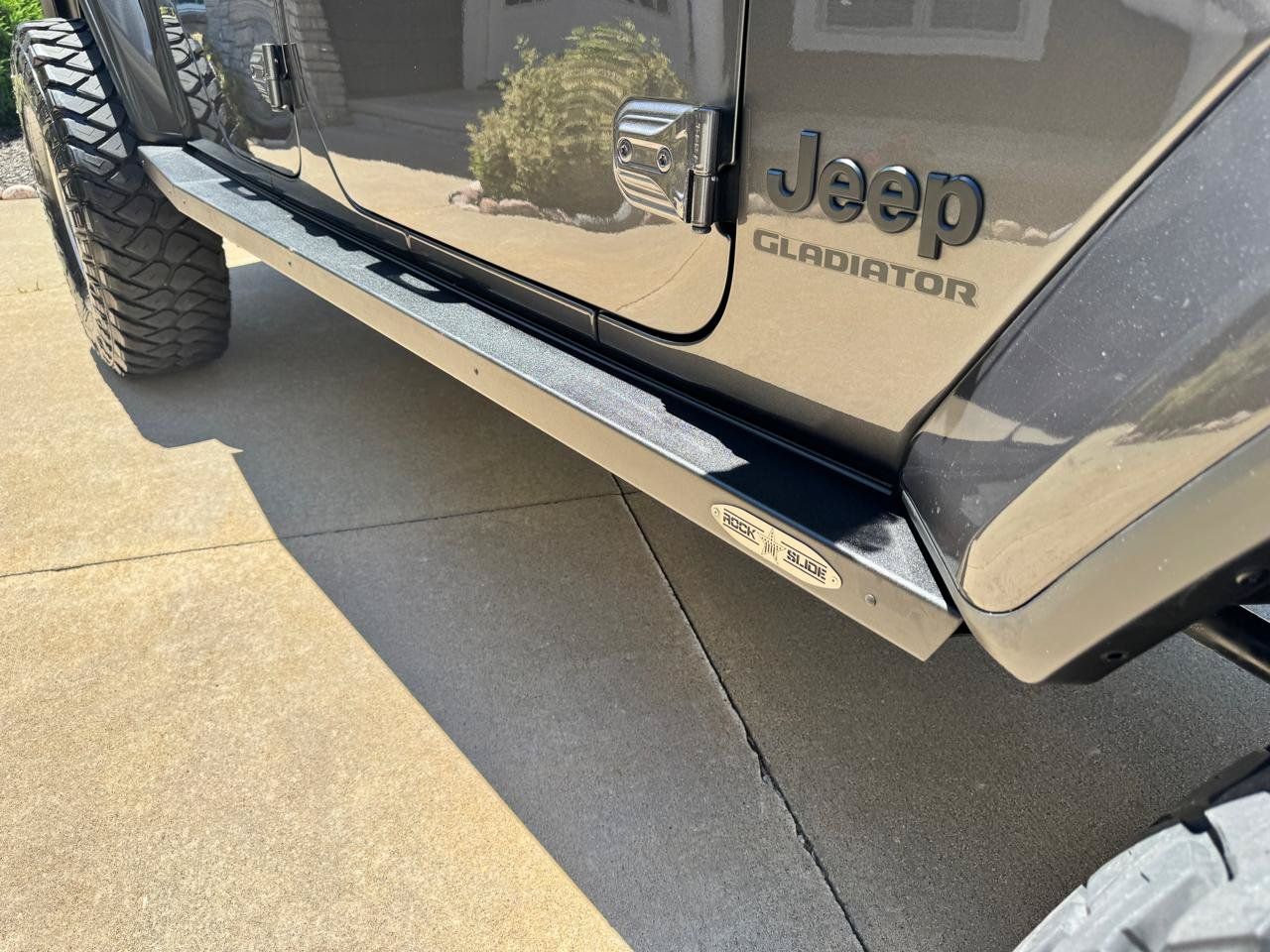 Used 2021 Jeep Gladiator Sport AWD/4WD image 35