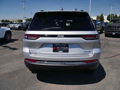 New 2025 Jeep Grand Cherokee Limited image 19