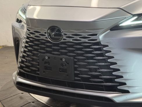 Used 2024 Lexus RX 350 FWD w/ Technology Package image 8