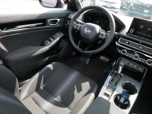 Certified 2026 Honda Civic Sport image 9