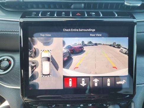 New 2025 Jeep Grand Cherokee L Limited w/ Luxury Tech Group II image 6