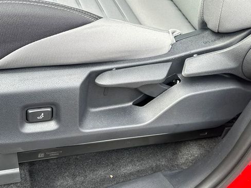 New 2025 Toyota Tacoma TRD Off-Road image 36