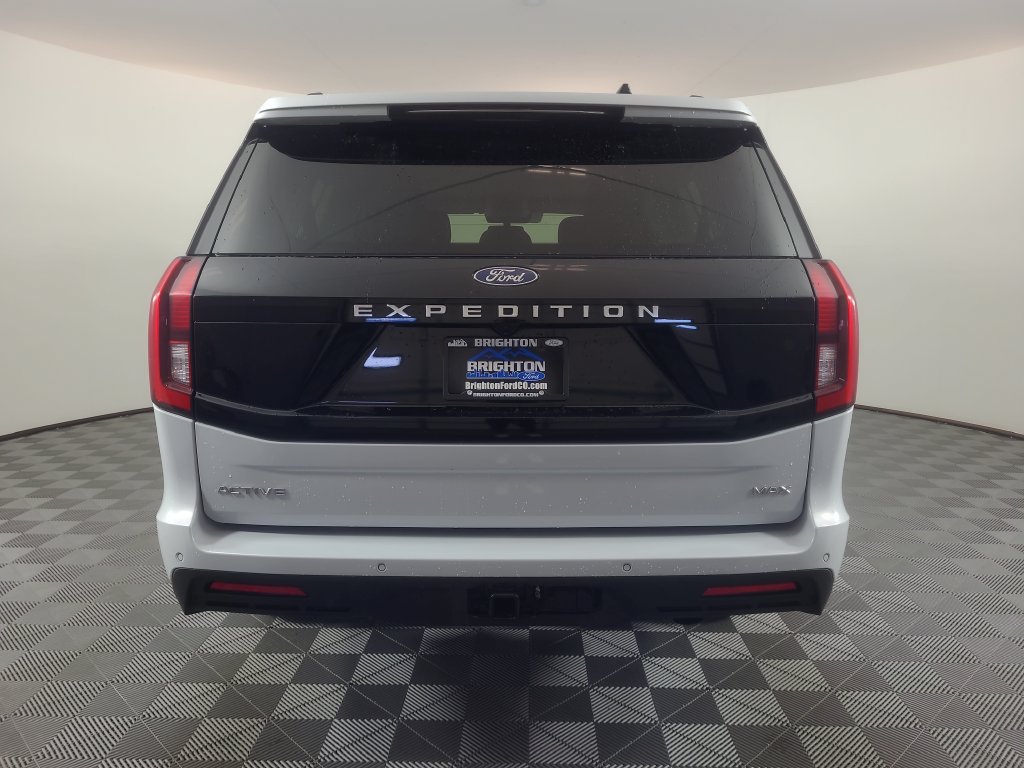 Used 2025 Ford Expedition Max Active AWD/4WD image 4