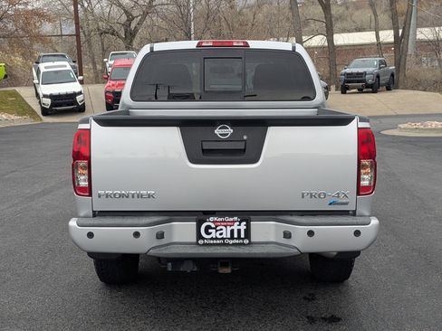Used 2019 Nissan Frontier PRO-4X image 7
