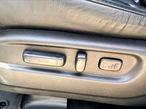 Used 2020 Honda Pilot Touring image 34