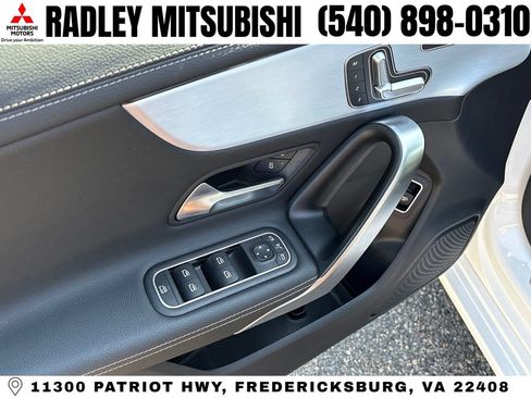 Used 2020 Mercedes-Benz CLA 250 4MATIC w/ Premium Package image 5