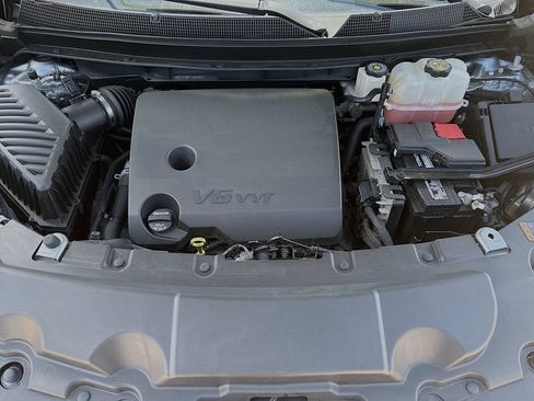 Used 2023 Chevrolet Traverse LT w/ LPO, Floor Liner Package AWD/4WD image 30