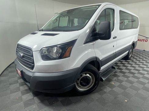 Used 2017 Ford Transit 150 XL image 1