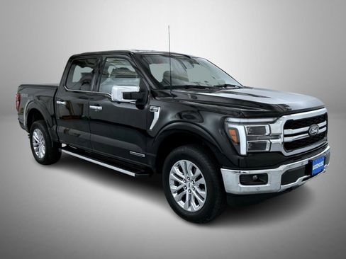 Used 2025 Ford F150 Lariat w/ Equipment Group 501A Mid AWD/4WD image 3