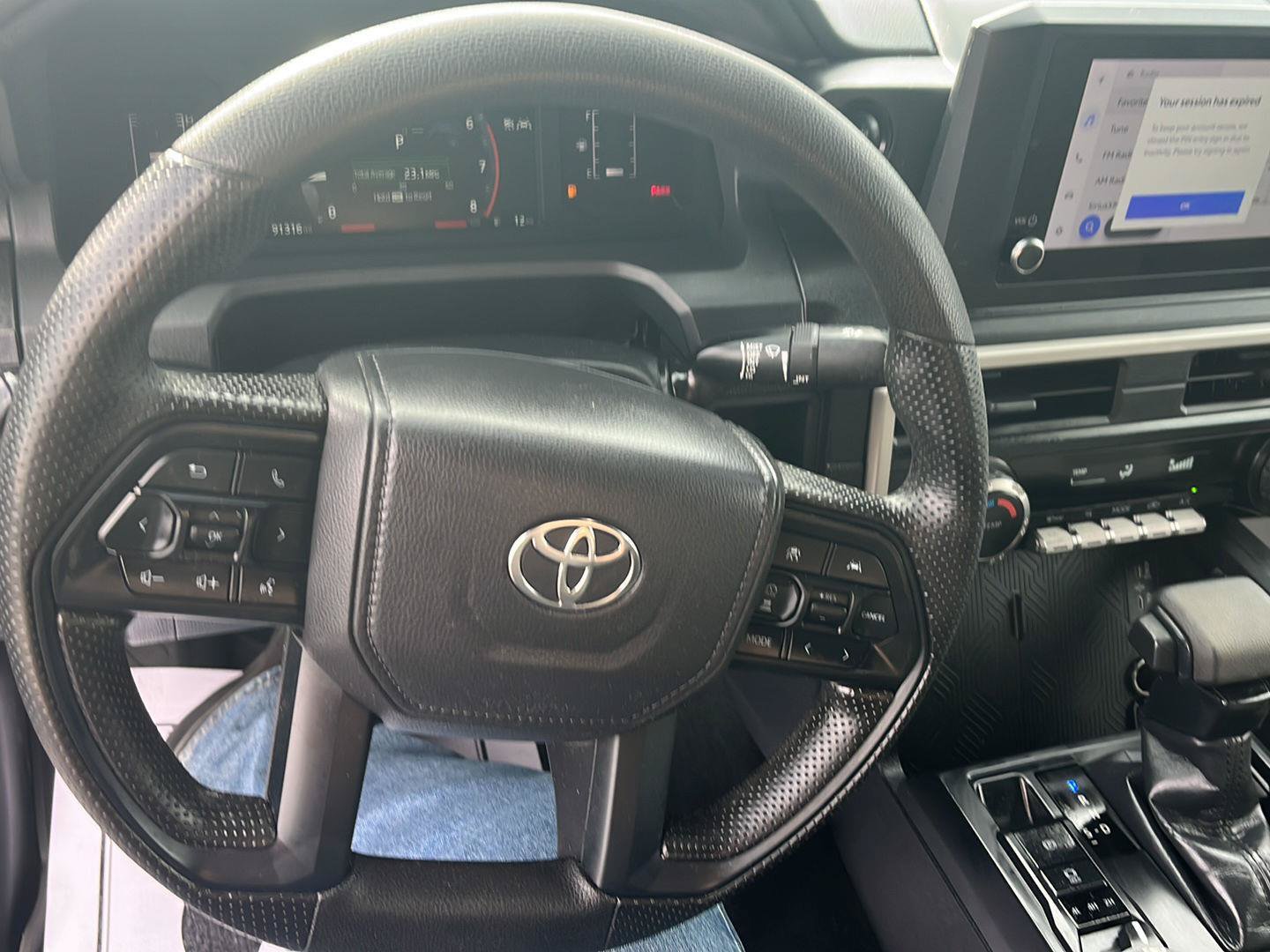 Used 2024 Toyota Tacoma SR AWD/4WD image 10