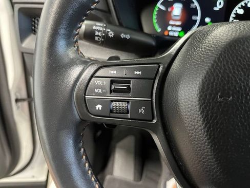 Used 2025 Honda CR-V Sport-L image 25