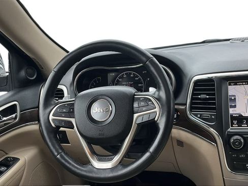 Used 2016 Jeep Grand Cherokee Limited image 28