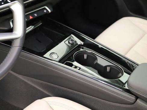 New 2026 Audi Q3 quattro 2.0T AWD/4WD image 17