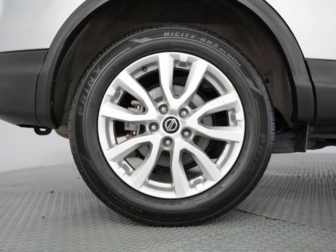 Used 2021 Nissan Rogue Sport S FWD image 58