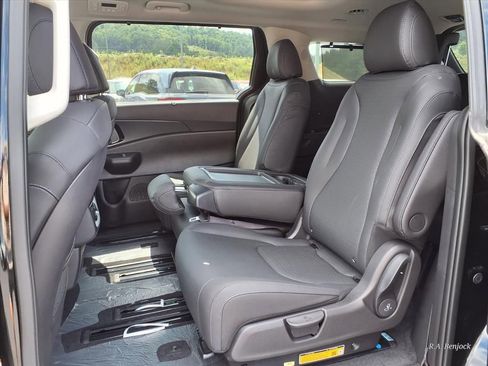 New 2026 Kia Carnival image 39