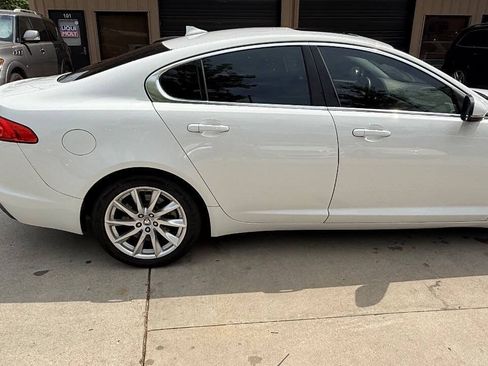 Used 2013 Jaguar XF RWD image 23