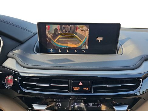 Used 2023 Acura MDX w/ Technology Package FWD image 23