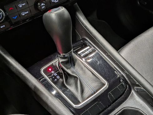 Certified 2022 Jeep Compass Latitude w/ Sun and Sound Group FWD image 17