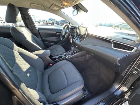 Used 2020 Toyota Corolla LE image 12