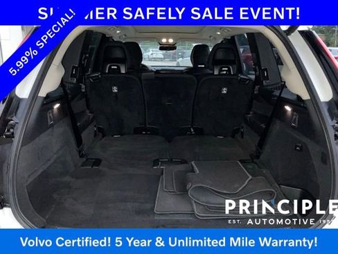 Certified 2025 Volvo XC90 B5 Plus AWD/4WD image 27