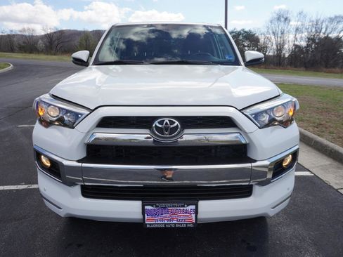 Used 2019 Toyota 4Runner Limited AWD/4WD image 15