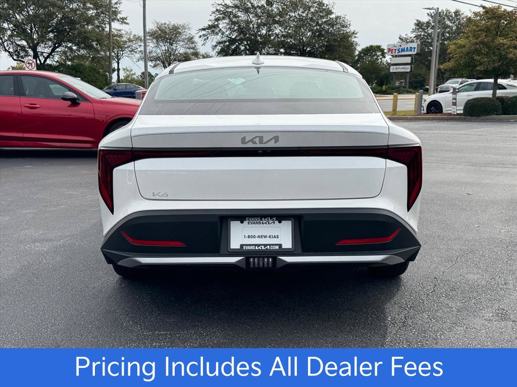 New 2026 Kia K4 FWD image 4
