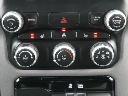 Used 2024 RAM 1500 Big Horn image 19