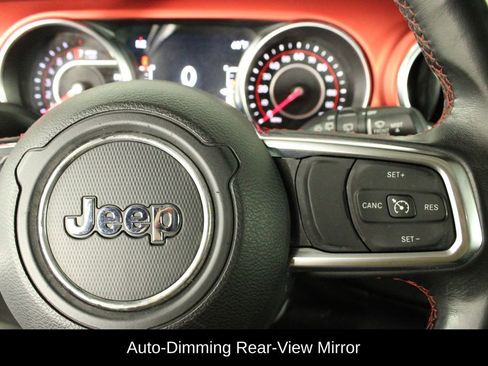 Used 2018 Jeep Wrangler Unlimited Rubicon image 25
