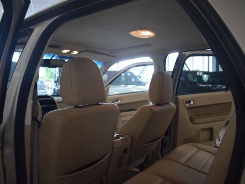 Used 2010 Ford Escape Limited image 68