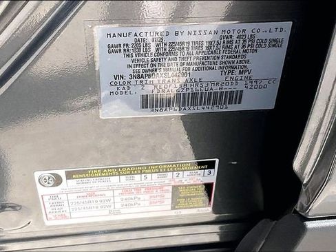 Certified 2025 Nissan Kicks SR FWD image 32