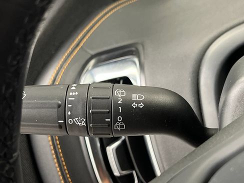 Used 2025 Ford Expedition Tremor AWD/4WD image 65