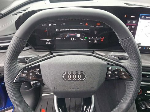 New 2025 Audi SQ5 Premium Plus image 17